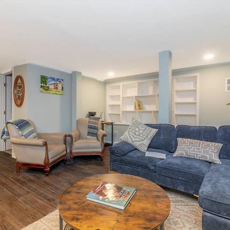 הוילה קולומבוס Dual-Family Retreat Sunlit Haven מראה חיצוני תמונה