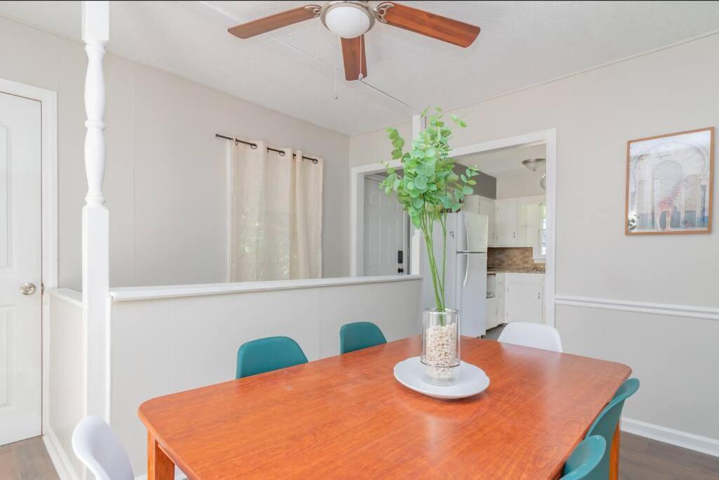 הוילה קולומבוס Dual-Family Retreat Sunlit Haven מראה חיצוני תמונה