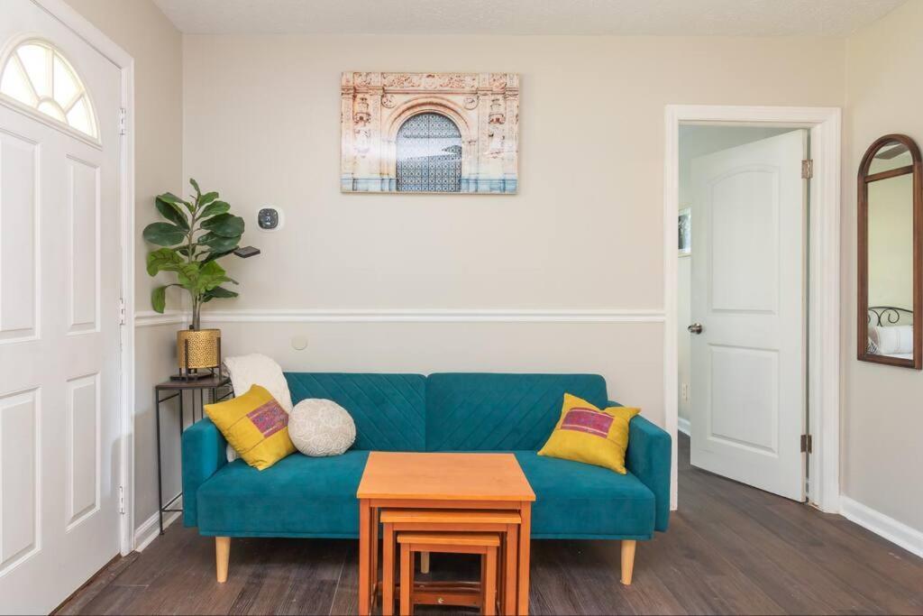 הוילה קולומבוס Dual-Family Retreat Sunlit Haven מראה חיצוני תמונה