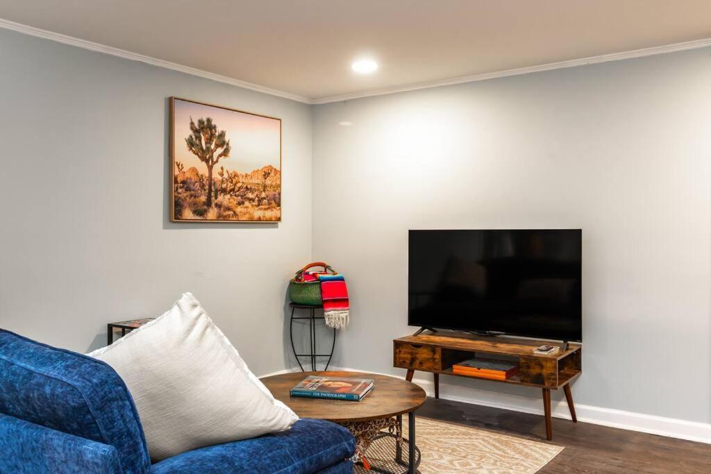 הוילה קולומבוס Dual-Family Retreat Sunlit Haven מראה חיצוני תמונה